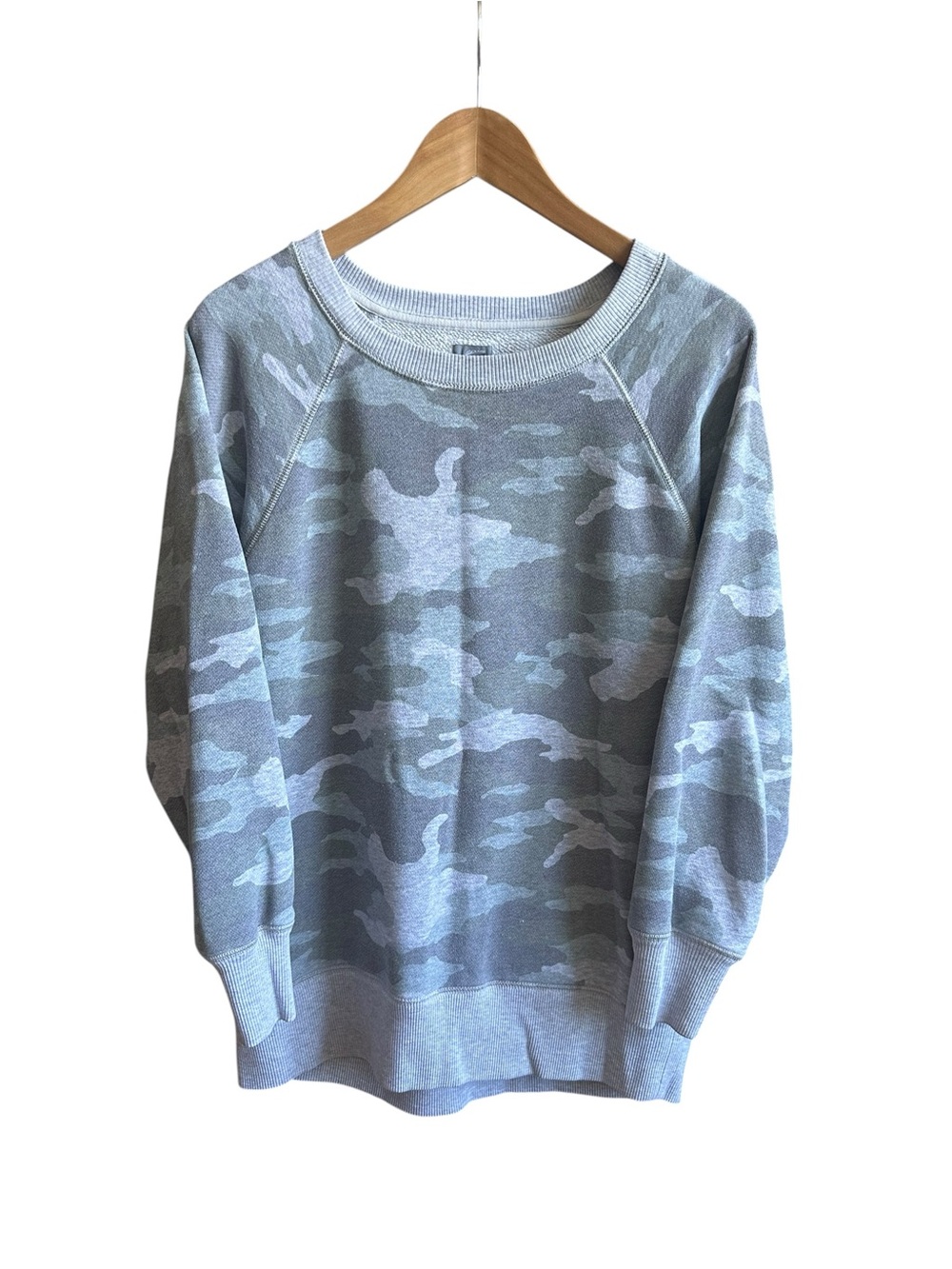 Aerie Women’s Size S Camo Oversized Raglan Sweatshirt Crewneck